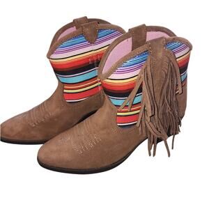 ARIAT EUC WOMEN'S WESTERN TASSEL ANKLE BOOTIES SZ 6